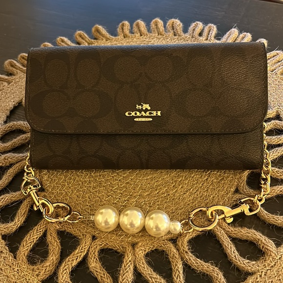 EUC Coach Trifold Wallet, Brown - Picture 3 of 10